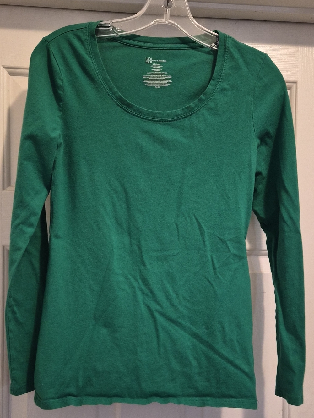 No Boundaries Scoop Neck Long Sleeve Top in Green